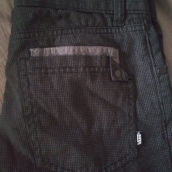 !Sale! NWOT Vans Shorts - Picture 4 of 5